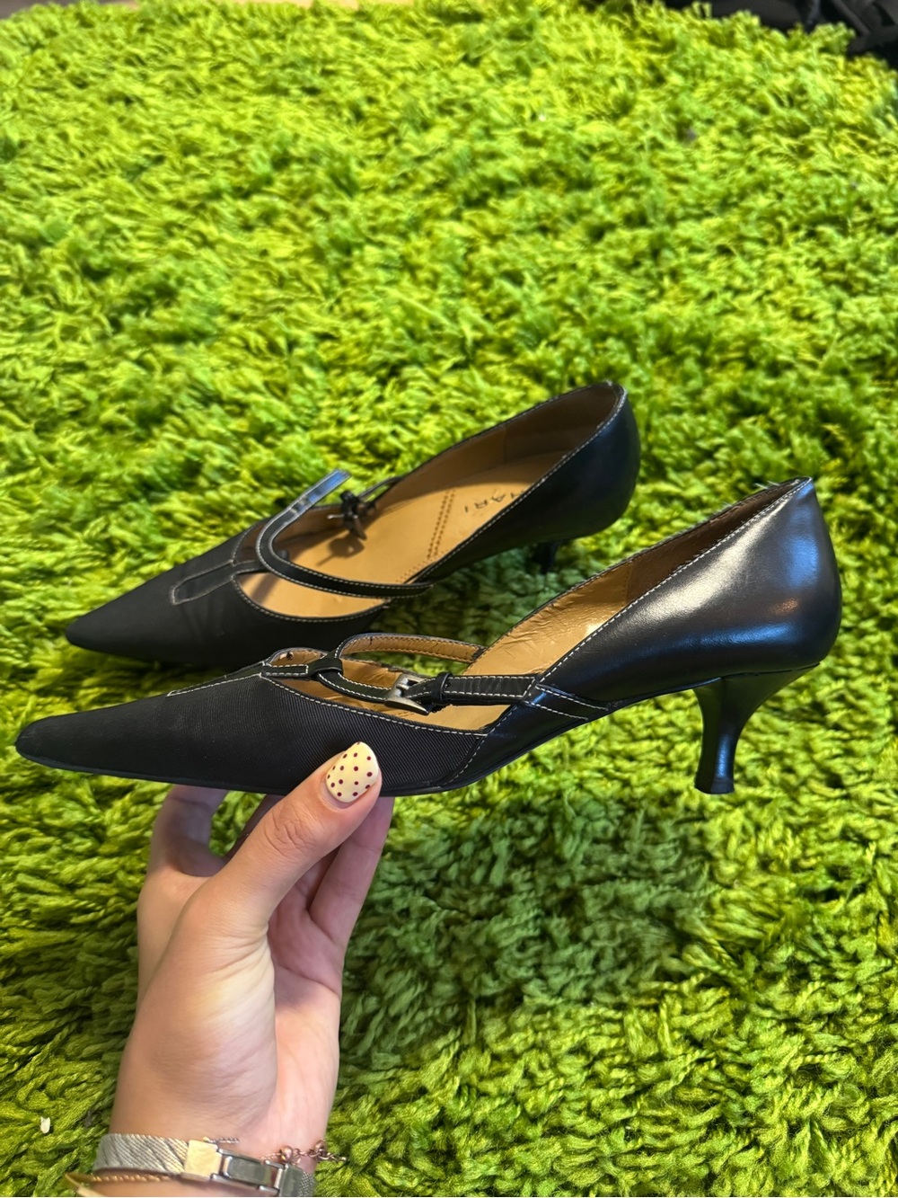 Tahari Black Pointed Mary Jane Heels with T-Strap